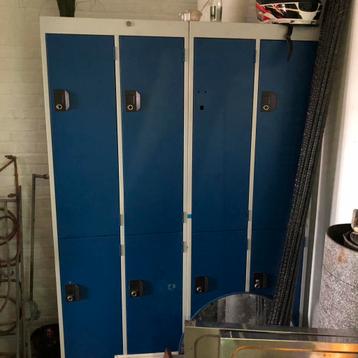 2 x4 lockers beschikbaar voor biedingen