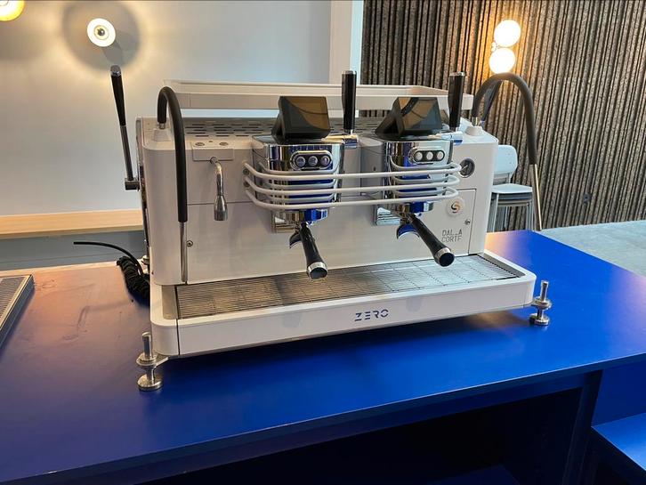 Dalla Corte Zero Barista 2022 professionele espressomachine, Zakelijke goederen, Horeca | Keukenapparatuur, Koffie en Espresso