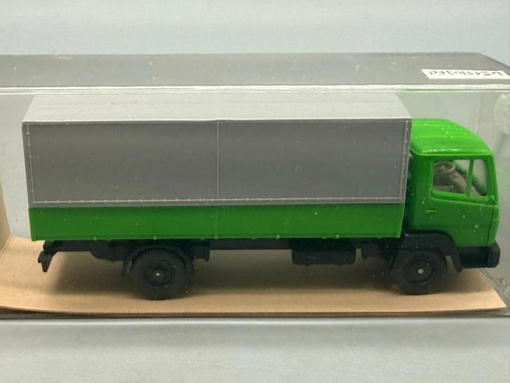 1:87 Wiking 16431 Mercedes 814 groene bak met grijze huif, Hobby en Vrije tijd, Modelauto's | 1:87, Zo goed als nieuw, Bus of Vrachtwagen