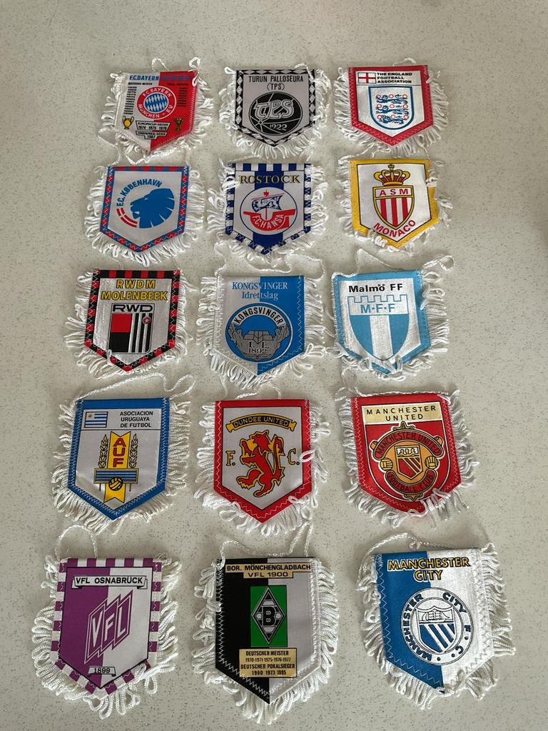 Écussons football ancien, Enlèvement, Utilisé