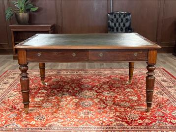 Klassiek Engels bureau (schrijftafel) #505 beschikbaar voor biedingen