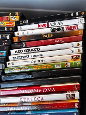 103 dvds divers titres, CD & DVD, Enlèvement ou Envoi, Utilisé