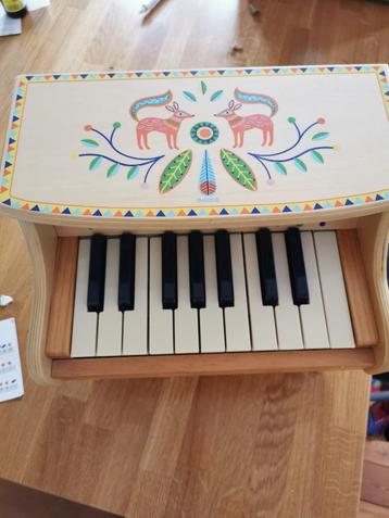 Piano enfant Djeco beschikbaar voor biedingen