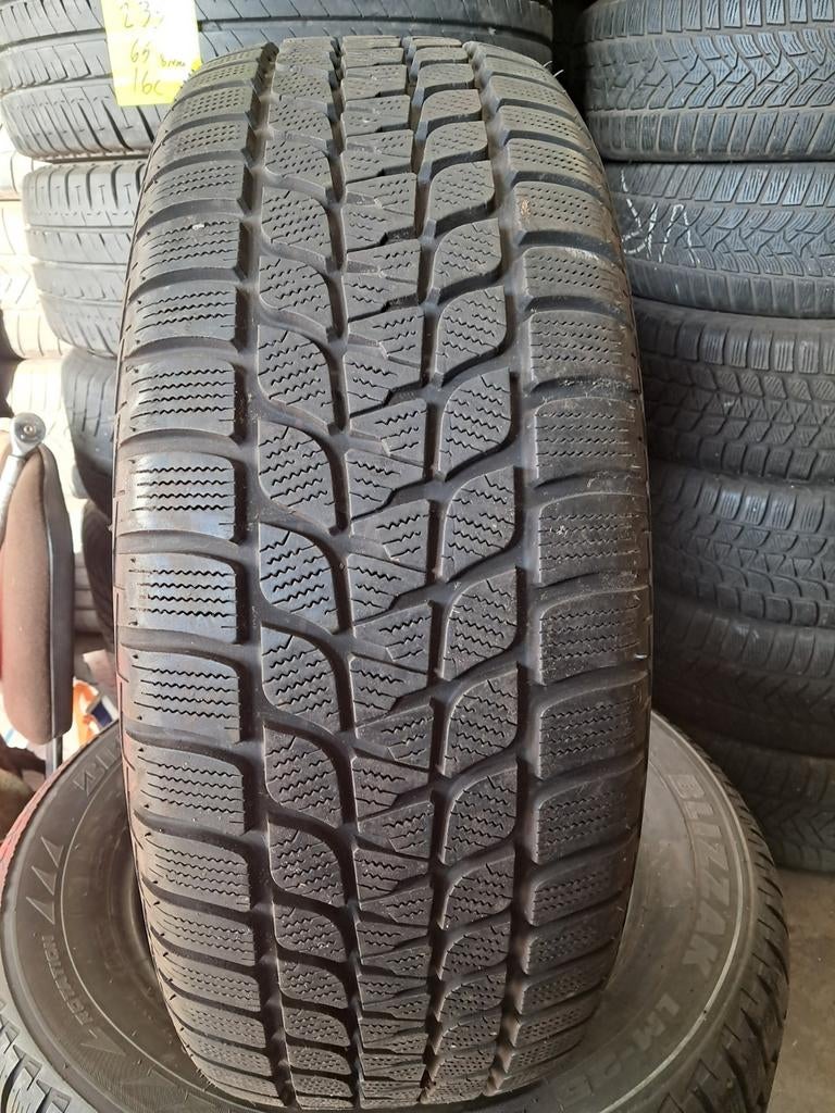 2356017 235/60/17 235/60R17 hiver, Enlèvement