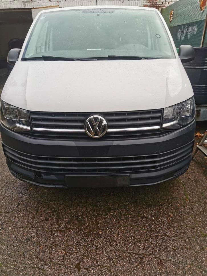 VW Transporter T6 Euro 6 2018, Auto's, Bestelwagens en Lichte vracht, Particulier, Bluetooth, Boordcomputer, USB, Wit, Ophalen