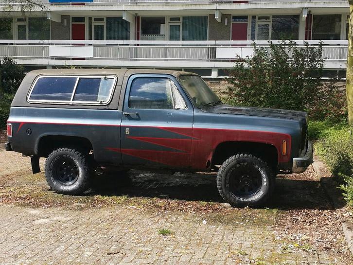 GEVRAAGD  CHEVROLET SCHUURVONDST V8 MOTORSCHADE  ENNZZ, Auto's, Chevrolet, Particulier, Overige modellen, Overige carrosserie