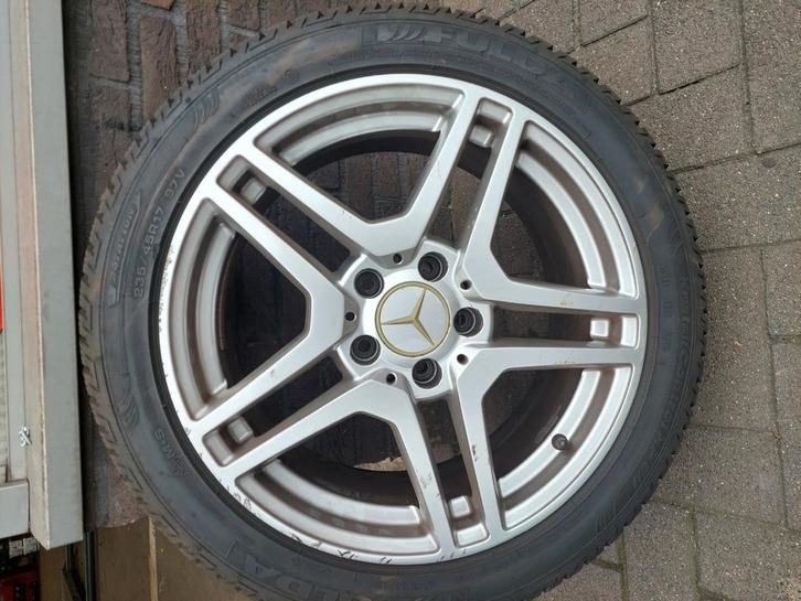 Mercedes 220 e 2014 alu velgen en winter banden, Auto-onderdelen, Banden en Velgen, Band(en), Winterbanden, Ophalen