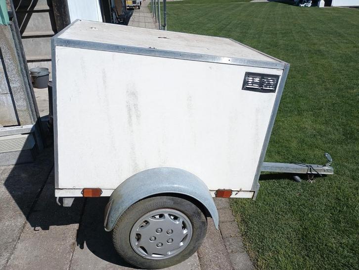 hondentrailer ,dierentransport geitjes ,schaap, Vis kampeer, Auto diversen, Aanhangers en Bagagewagens, Zo goed als nieuw, Ophalen