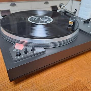 Akai AP-206C platenspeler, zwart in topstaat beschikbaar voor biedingen