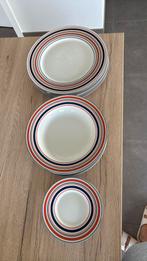 Borden assortiment, Huis en Inrichting, Ophalen, Gebruikt, Bord(en)