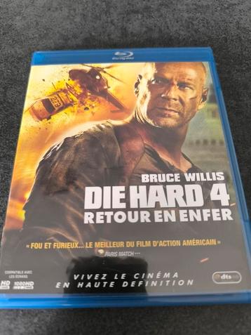 Blu-ray + DVD Die Hard 4 beschikbaar voor biedingen