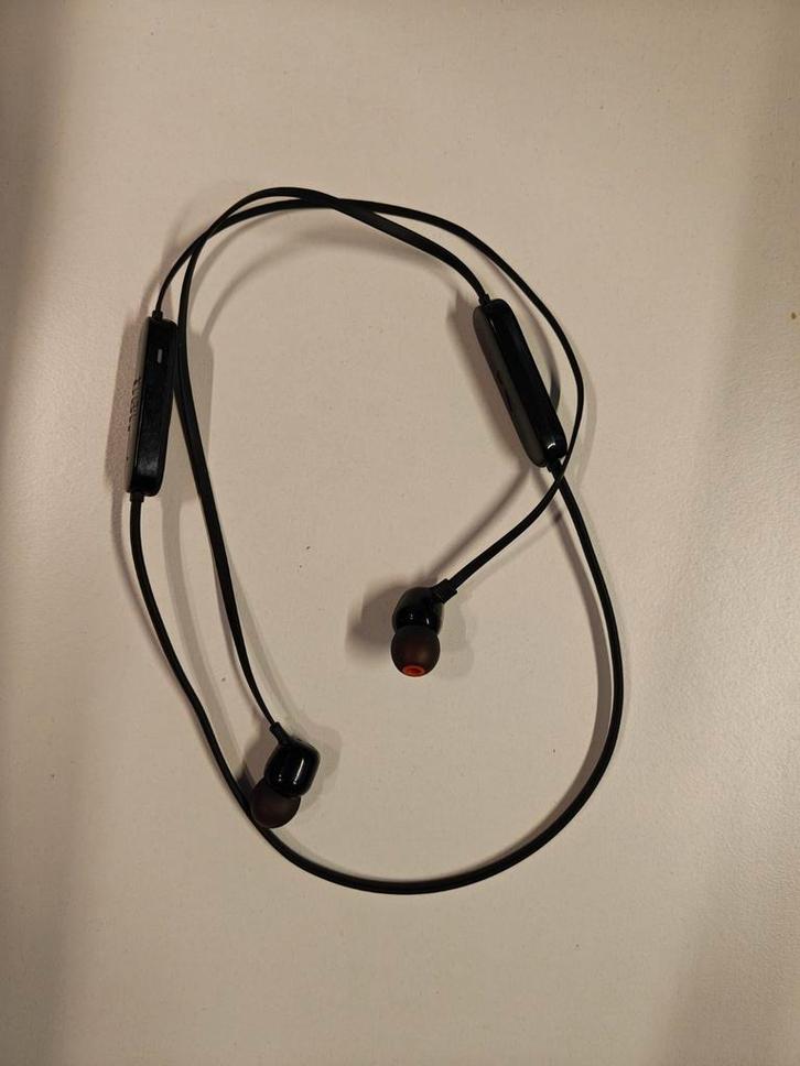 JBL Tune 125BT Bluetooth-oordopjes, Audio, Tv en Foto, Hoofdtelefoons, Gebruikt, Over oor (circumaural), Overige merken, Bluetooth