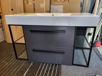 Opruiming showroom model badkamer meubels hoge korting beschikbaar voor biedingen