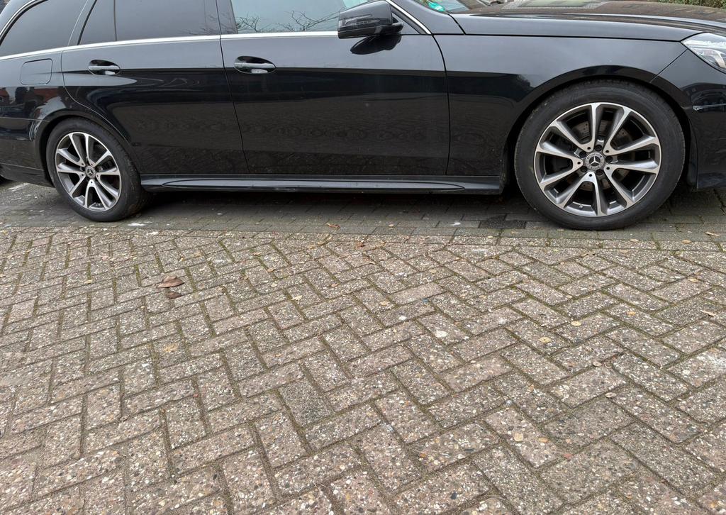 Ensemble de jantes Mercedes W212/213 245/45R18 le plus large, Autos : Pièces & Accessoires, Pneus & Jantes, Pneus et Jantes, Enlèvement ou Envoi