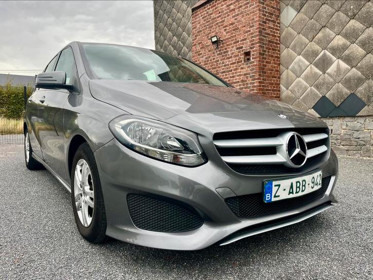 Mercedes-Benz Classe B180d // Cuir chauffants // Camera, Autos, Mercedes-Benz, Entreprise, Achat, Classe B, ABS, Caméra de recul