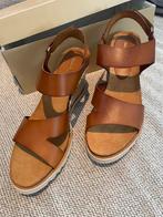 Nieuwe sandalen Hush Puppies maat 39, Ophalen of Verzenden, Zo goed als nieuw