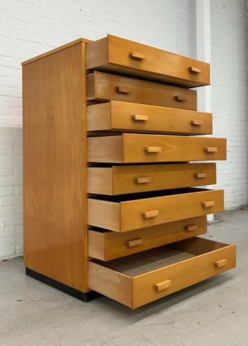 Vintage Schoolkast Papierkast Ladekast beschikbaar voor biedingen