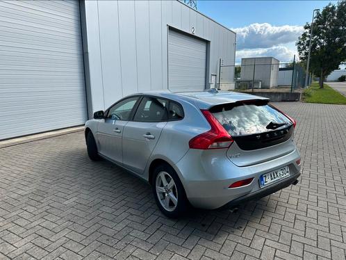 Volvo V40 1.6 T3 essence 1er propriétaire, controle techniqu, Autos, Volvo, Particulier, V40, ABS, Airbags, Air conditionné, Alarme