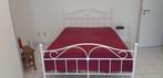 Bed 140x200 wit metaal en nachttafel, Ophalen, Verstelbaar, Wit, Tweepersoons