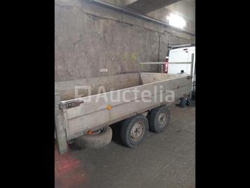 Aanhangwagen beschikbaar voor biedingen