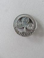 RARE 1940,s Solidarite Pin speldje Meisjes Scouts Frankrijk, Verzamelen, Verzenden, Zo goed als nieuw, Embleem, Speld of Insigne
