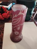 Haut vase en cristal rouge de BOHEME H : 34 cm, Enlèvement