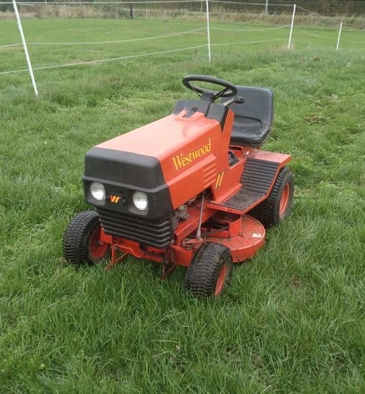 Zeer mooie westwood zitmaaier, Tuin en Terras, Zitmaaiers, Ophalen of Verzenden