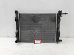 RADIATEUR Renault Captur (2R) (01-2013/-), Auto-onderdelen, Gebruikt, Renault