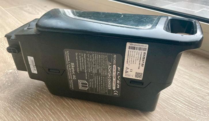 Perfect werkende batterij én lader voor e-fiets, Fietsen en Brommers, Fietsaccessoires | Fietsaccu's, Gebruikt, Ophalen
