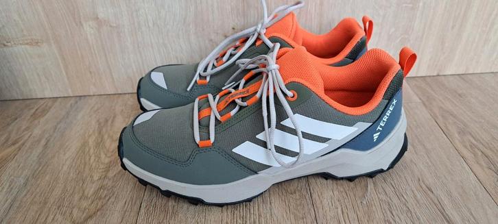 Adidas Terrex hiking, Sport en Fitness, Bergsport en Wandelen, Zo goed als nieuw, Schoenen, Ophalen of Verzenden