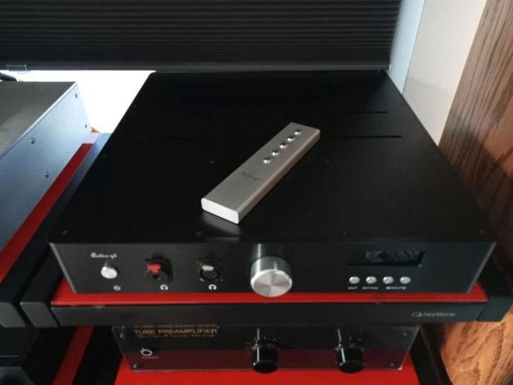 AUDI-gd R27 magnafied editie, Audio, Tv en Foto, Converters, Gebruikt, Ophalen of Verzenden