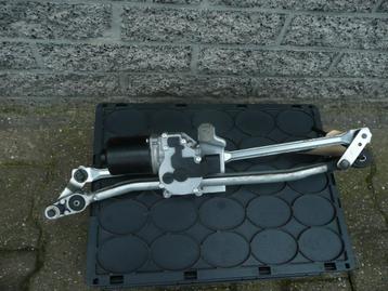 BMW 1-serie Type E81 E87 Ruitenwissermotor Mechanisme  beschikbaar voor biedingen