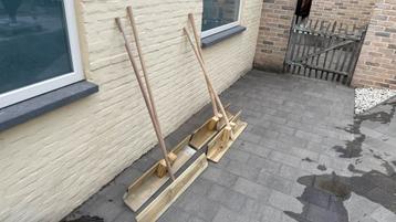 Afwerkspaan voor beton. Rei .4 stuks. Als nieuw. beschikbaar voor biedingen