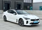 Kia Stinger Turbo GT Line 2018 16673km, Auto's, Automaat, 1998 cc, Wit, Leder