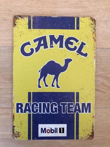 Metalen CAMEL RACING TEAM vintage look wandplaat - 30x20cm beschikbaar voor biedingen