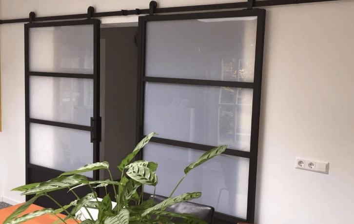 matglas industriele deur barndeur schuifdeur staal hout melk, Huis en Inrichting, Overige Huis en Inrichting, Nieuw, Ophalen