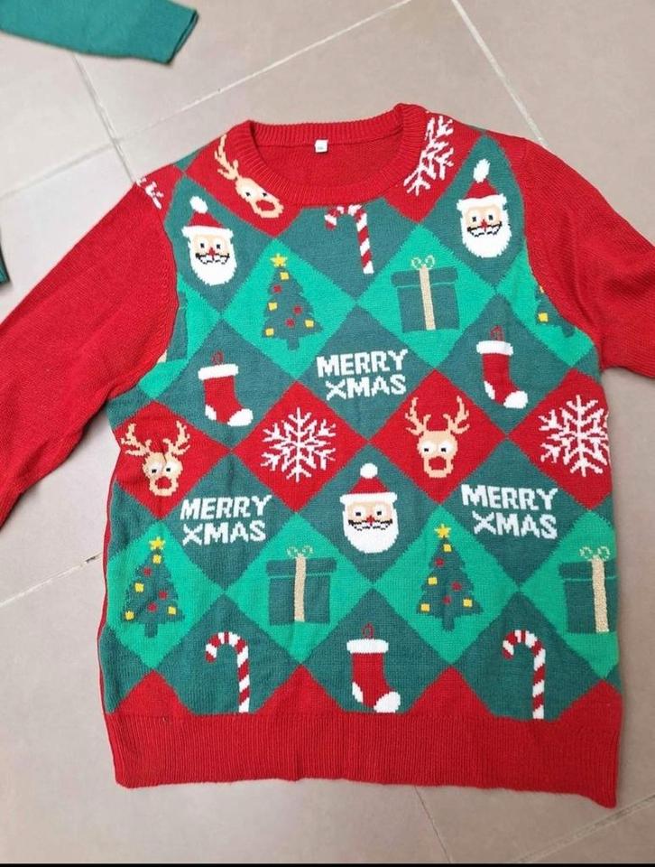 Te koop 1 NIEUWE KERST TRUI, Kleding | Heren, Truien en Vesten, Nieuw, Ophalen