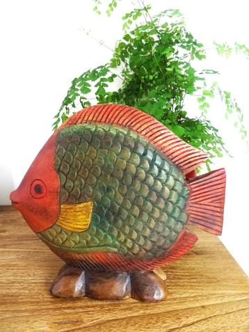 Asie: poisson sculpté main, bois massif. 945g