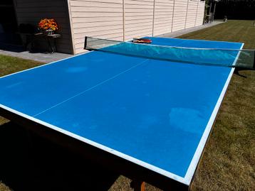 Pingpongtafel op wielen en inklapbaar beschikbaar voor biedingen