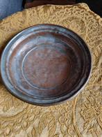 Zeer oude metalen plaat met de hand gemaakt, Ophalen of Verzenden