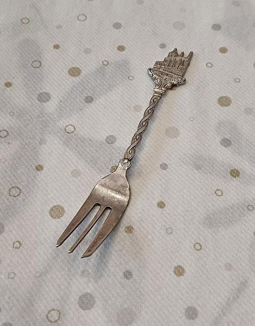 Mooi souvenirvorkje - zeer goede staat - Portugal, Verzamelen, Overige Verzamelen, Gebruikt, Ophalen of Verzenden