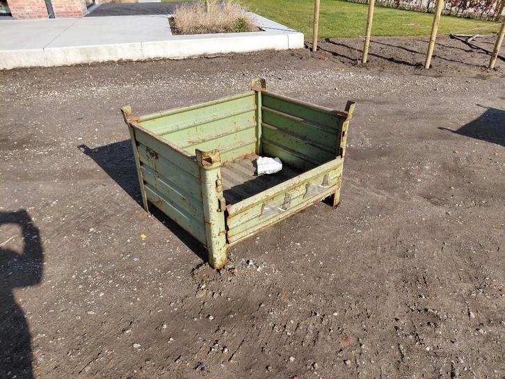 Stapelbakken euromaat 80cm x 100cm, Zakelijke goederen, Kantoor en Winkelinrichting | Magazijn, Stelling en Opslag, Ophalen