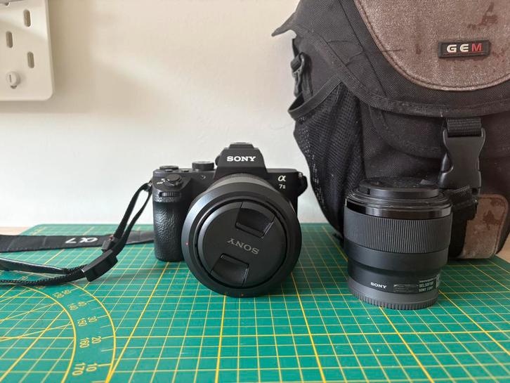 Sony a7ii + FE 1.8/50 FE 3.5-5.6/28-70mm lens, Audio, Tv en Foto, Fotocamera's Digitaal, Sony, Ophalen