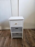 Nachttafel 'Maison du Monde', Ophalen, Zo goed als nieuw, Hout, 55 tot 70 cm