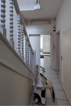 Naar links draaiende trapliftstoel, Ophalen, Zo goed als nieuw, Met bocht