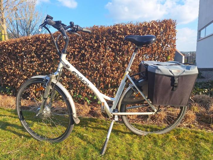 Vélo électrique Kemp Starley Enduro pour femmes, Vélos & Vélomoteurs, Vélos électriques, Utilisé, Autres marques, 51 à 55 cm, 50 km par batterie ou plus