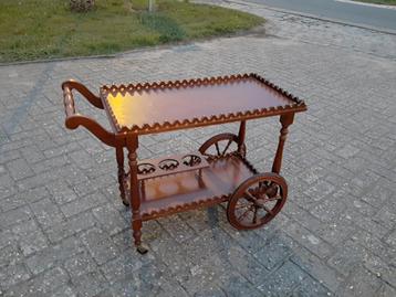 Brocante serveerkar  beschikbaar voor biedingen
