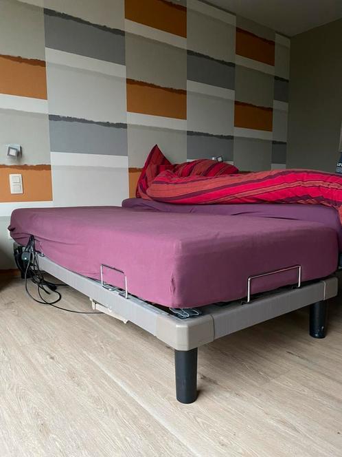 Te koop - elektrisch bed (Tempur), Huis en Inrichting, Slaapkamer | Bedden, Zo goed als nieuw, Ophalen