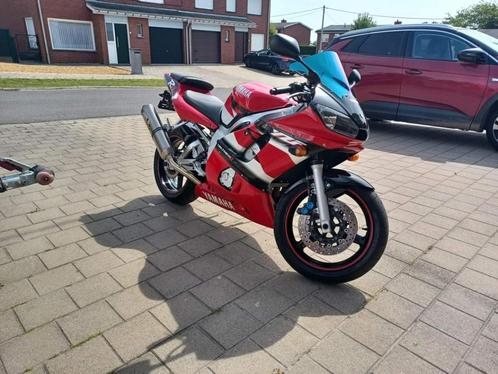 Yamaha r6 2001, Motoren, Motoren | Yamaha, Particulier, Sport, meer dan 35 kW, 4 cilinders, Ophalen