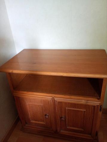 Petit meuble TV  beschikbaar voor biedingen